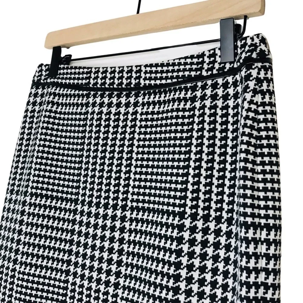 Talbots jacquard houndstooth